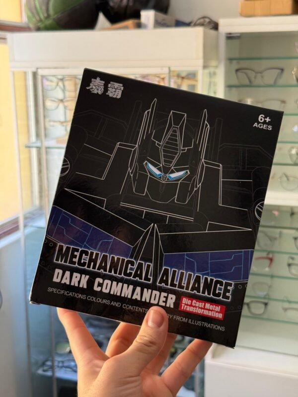 Figura Optimus Prime Dark Commander
