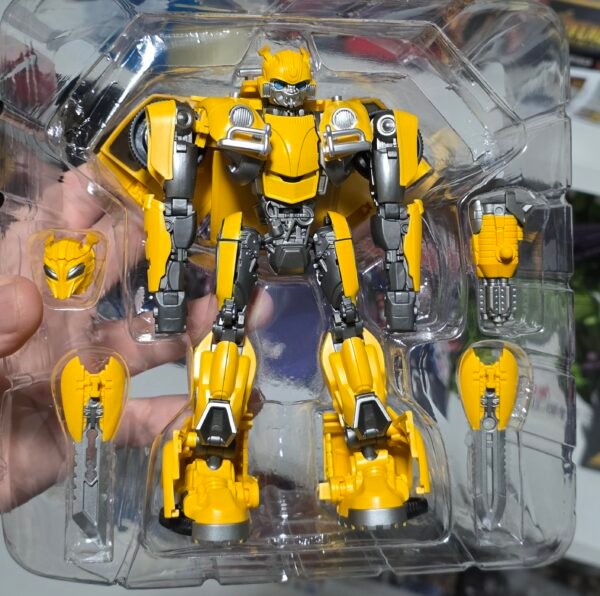 Figura Transformers Bumblebee Escarabajo Beetle Bot 17 cm Transformable Articulable