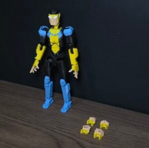 2026/08/580766.jpg Dummy13 Invencible (Traje Clásico)